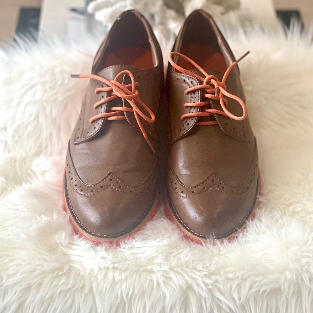 Great Fall Oxford Shoes (Like New!!)
